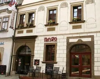 Rango Hotel Pilsen